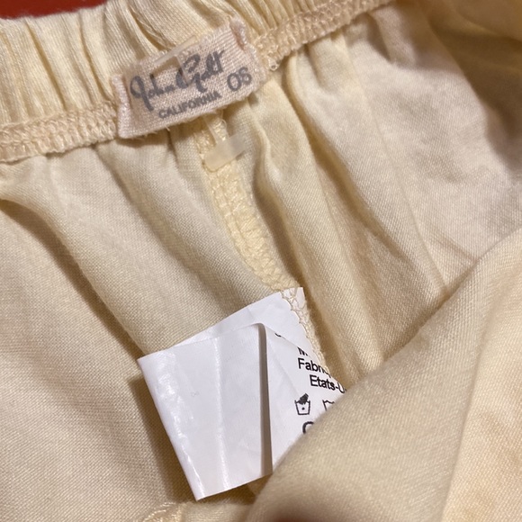NWOT Brandy Melville Yellow Lisette Shorts - Picture 3 of 5